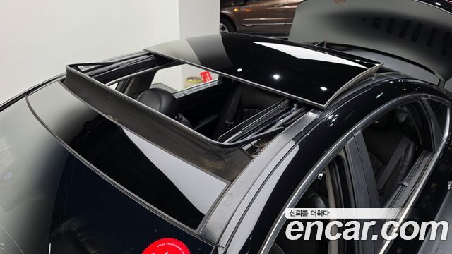 Hyundai Genesis 2016 — photo 24