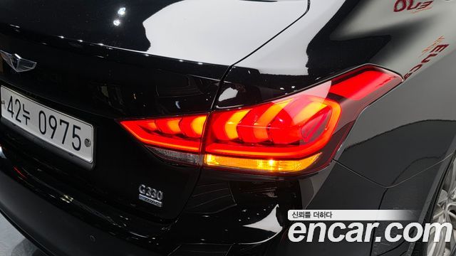 Hyundai Genesis 2016 — photo 9