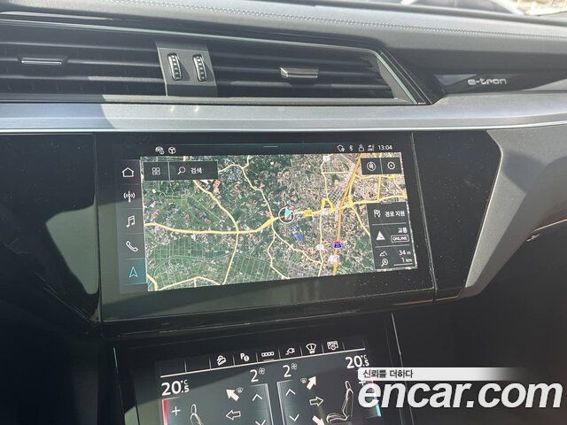 Audi Q8 e-tron 2024 — photo 15