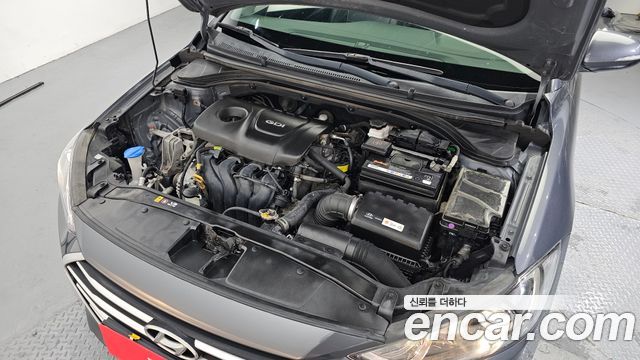 Hyundai AVANTE 2017 — photo 6