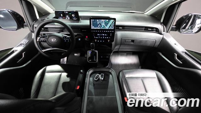 Hyundai Staria 2022 — photo 7