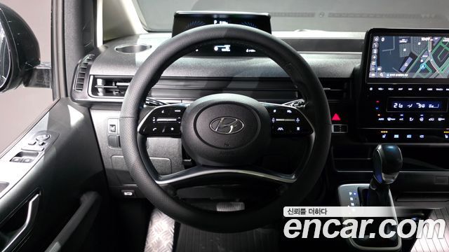Hyundai Staria 2022 — photo 12
