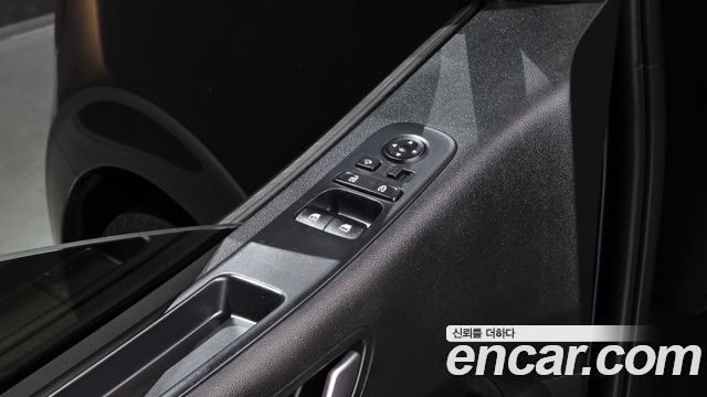 Hyundai Staria 2022 — photo 16