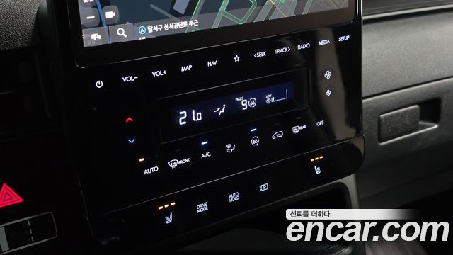 Hyundai Staria 2022 — photo 18
