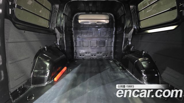 Hyundai Staria 2022 — photo 20