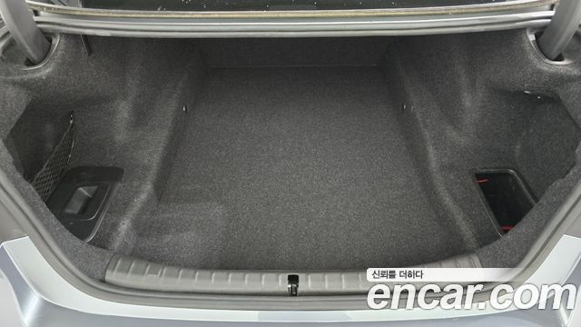 BMW 5-Series 2018 — photo 22