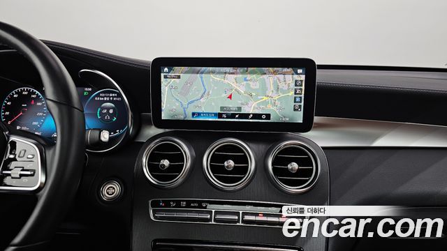 Mercedes-Benz GLC-Class 2023 — photo 19