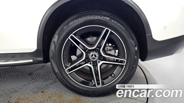 Mercedes-Benz GLC-Class 2023 — photo 7
