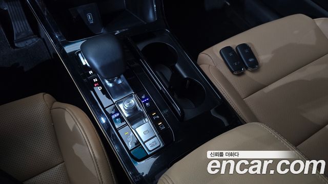 Kia K7 2021 — photo 9