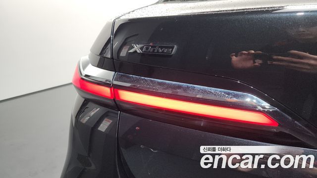 BMW 7-Series 2025 — photo 9