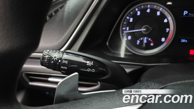 Hyundai Sonata 2021 — photo 25