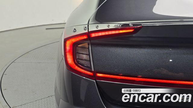 Hyundai Sonata 2021 — photo 9