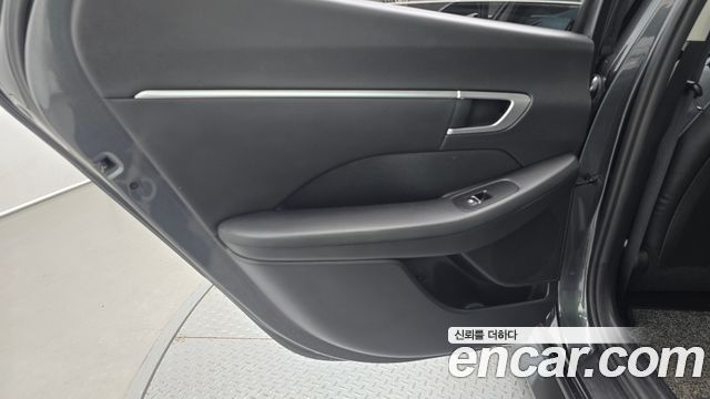 Hyundai Sonata 2021 — photo 15