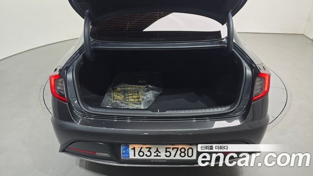 Hyundai Sonata 2021 — photo 31