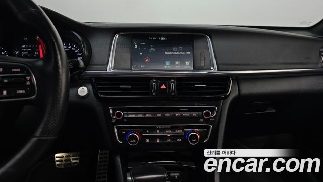 Kia K5 2018 — photo 13