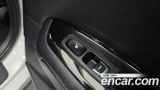 Kia K5 2018 — photo 16