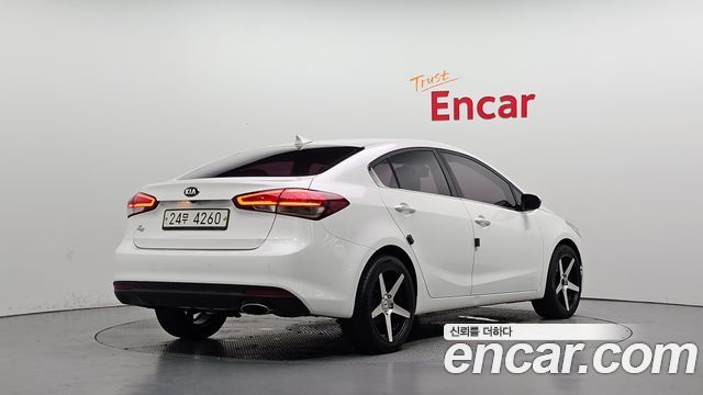 Kia K3 2017 — photo 2