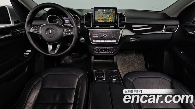 Mercedes-Benz GLE-Class 2016 — photo 7