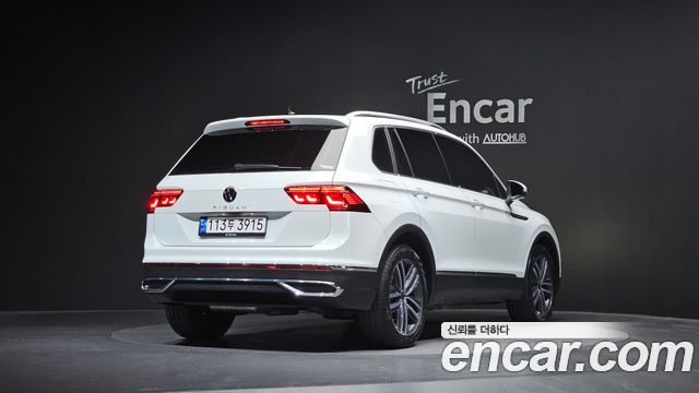 Volkswagen Tiguan 2022 — photo 2