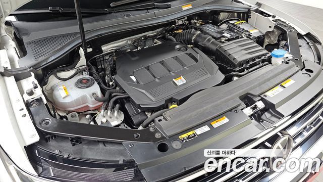 Volkswagen Tiguan 2022 — photo 6