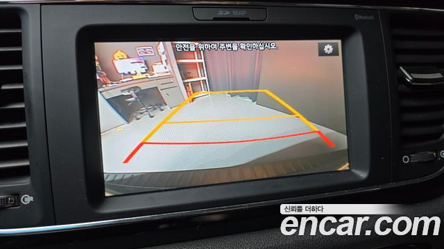 Kia Canival 2017 — photo 23