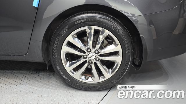 Kia Canival 2017 — photo 7