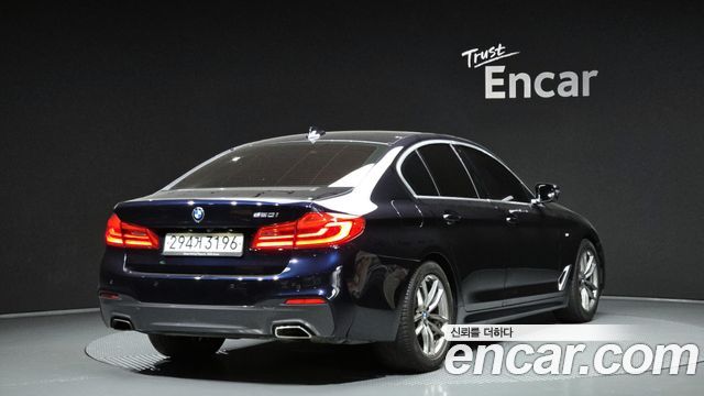 BMW 5-Series 2020 — photo 2