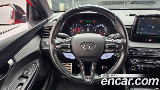 Hyundai Veloster 2019 — photo 19