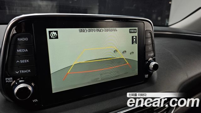 Hyundai Santafe 2019 — photo 16