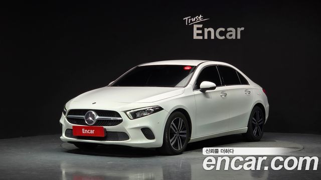 Mercedes-Benz A-Class 2021 — photo 1