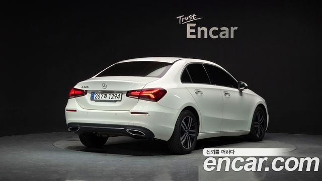Mercedes-Benz A-Class 2021 — photo 2