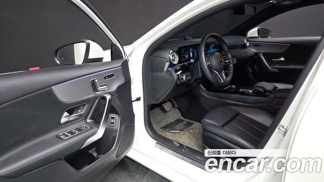 Mercedes-Benz A-Class 2021 — photo 13