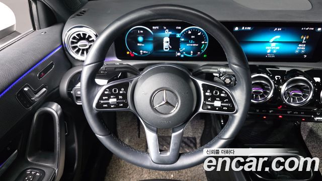 Mercedes-Benz A-Class 2021 — photo 20