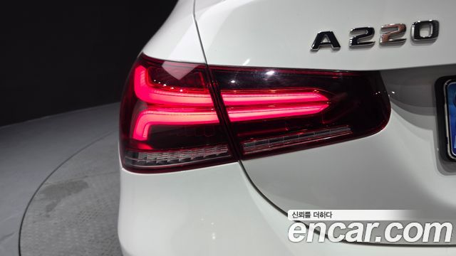 Mercedes-Benz A-Class 2021 — photo 9