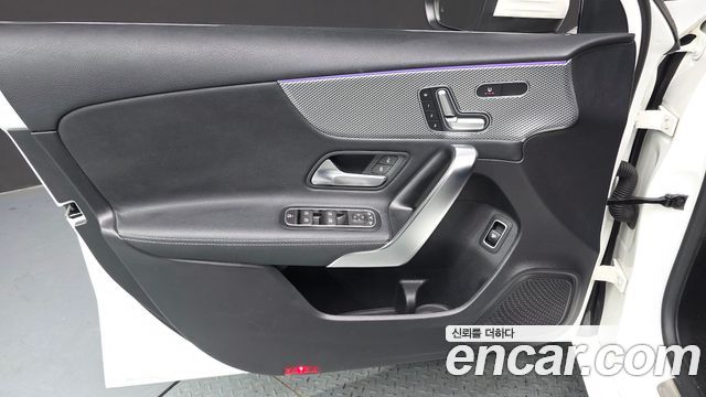 Mercedes-Benz A-Class 2021 — photo 14