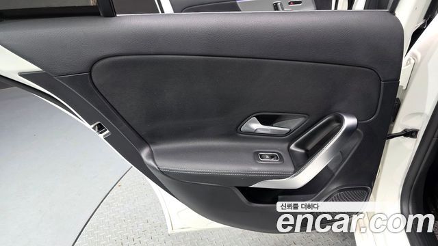 Mercedes-Benz A-Class 2021 — photo 15