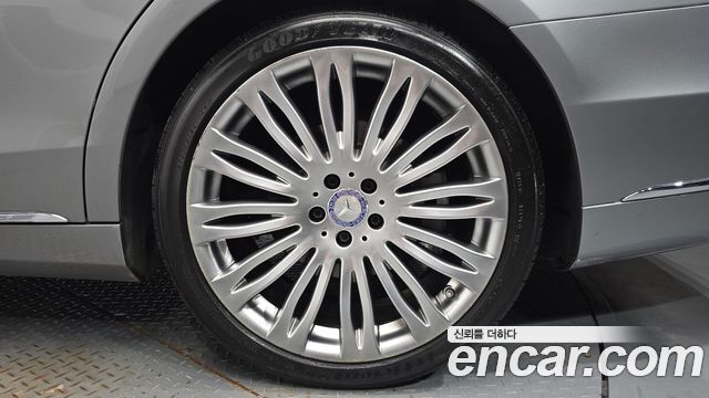 Mercedes-Benz S-Class 2015 — photo 5
