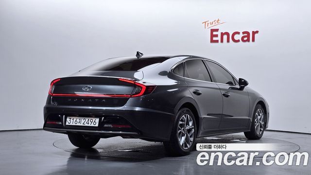 Hyundai Sonata 2022 — photo 2