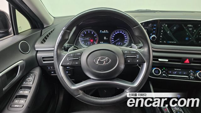 Hyundai Sonata 2022 — photo 19