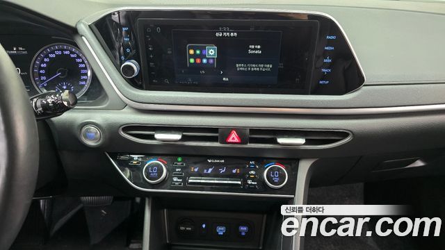 Hyundai Sonata 2022 — photo 20