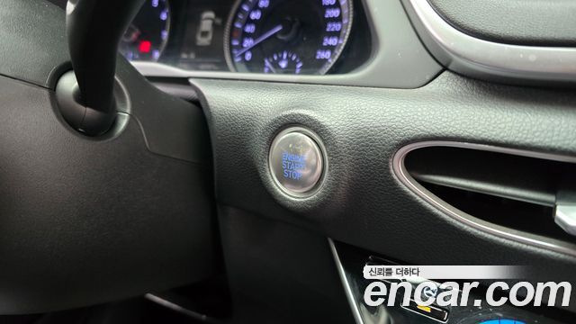 Hyundai Sonata 2022 — photo 24