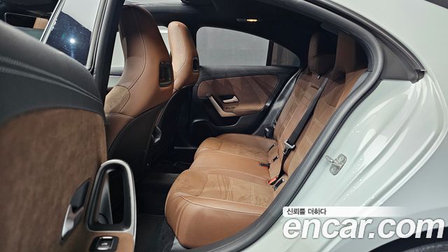 Mercedes-Benz CLA-Class 2024 — photo 18