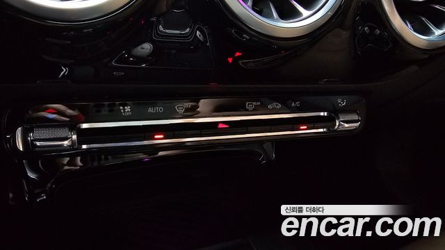 Mercedes-Benz CLA-Class 2024 — photo 24