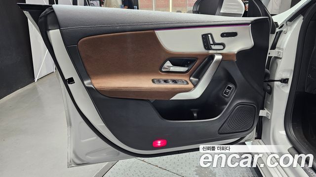 Mercedes-Benz CLA-Class 2024 — photo 14