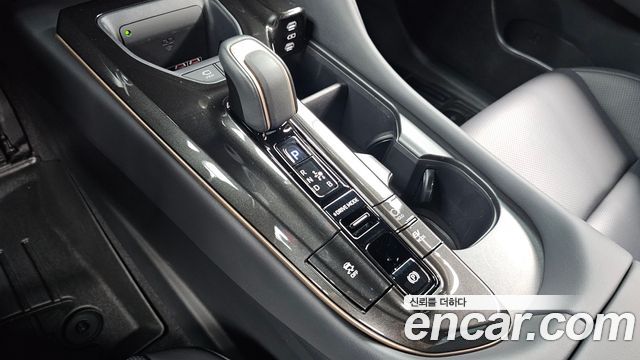 Toyota Crown 2025 — photo 12