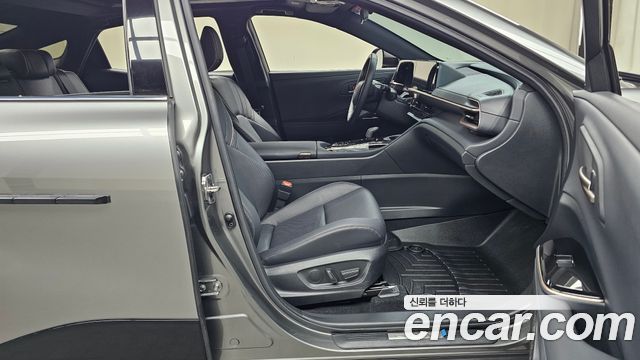 Toyota Crown 2025 — photo 16