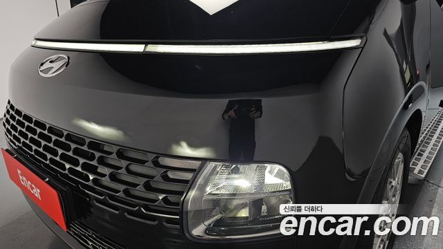 Hyundai Staria 2022 — photo 8