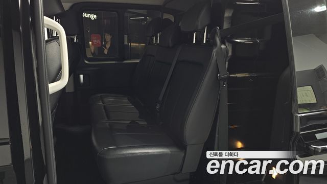 Hyundai Staria 2022 — photo 16