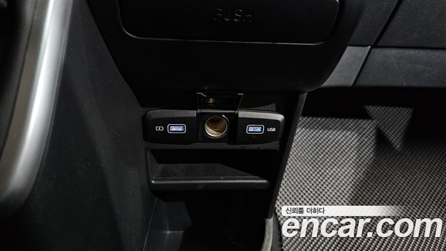 Hyundai Staria 2022 — photo 29