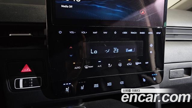 Hyundai Staria 2022 — photo 30